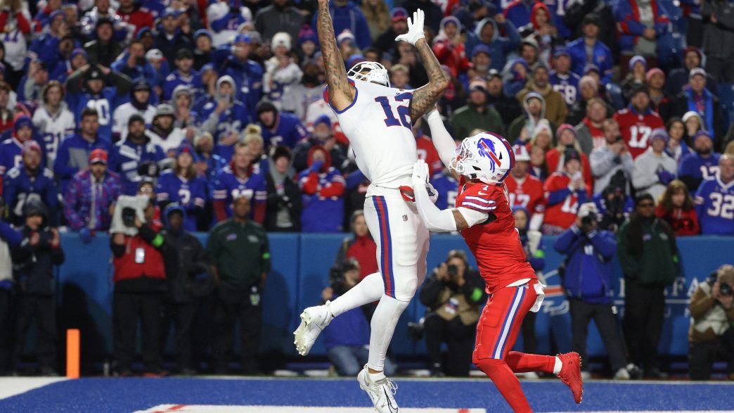 NFL Star TE Shockingly Retiring at 31, But Why?
