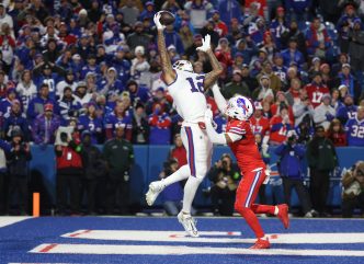 NFL Star TE Shockingly Retiring at 31, But Why?