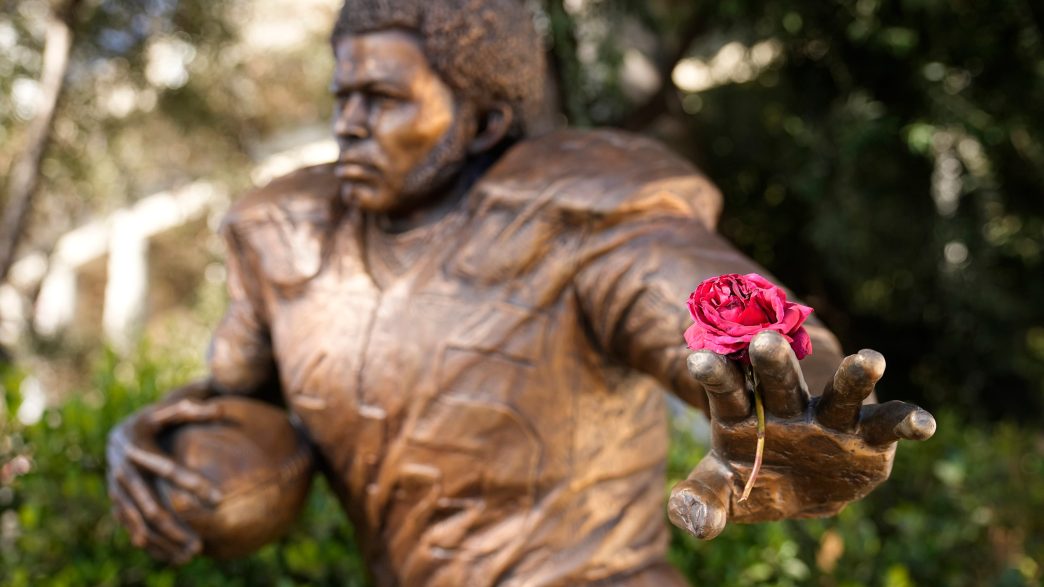 Ohio State Football Legend Passes at 71
