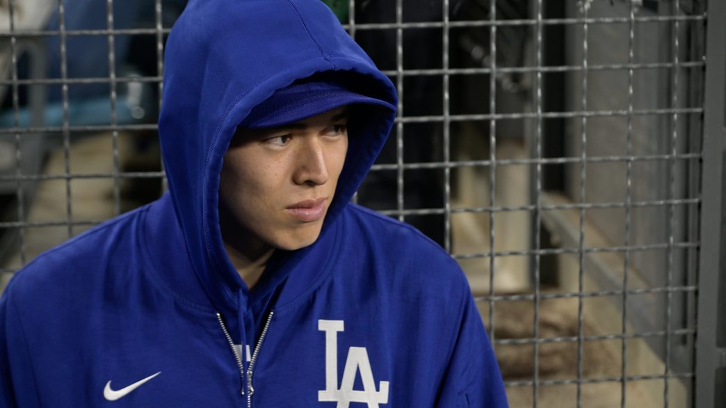 Roki Sasaki Suffers Setback Leaving Dave Roberts in a Tough Position