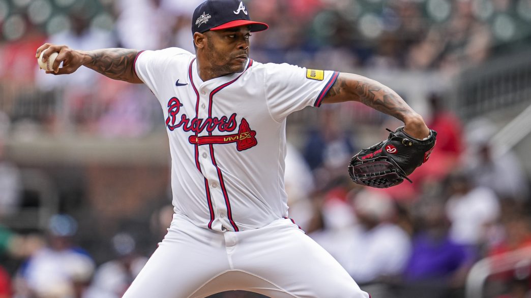 Braves Trade Struggling Reliever To Orioles – Looking For Spark