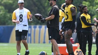 Aaron Rodgers Signs Team Friendly Deal, But In a Role You Wouldn’t Expect