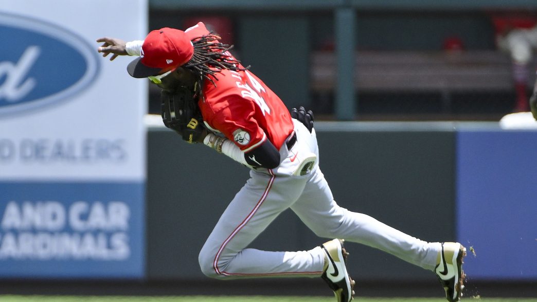 MLB Stars Nearly Collapse During Sunday’s Game Leaving Fans Concerned