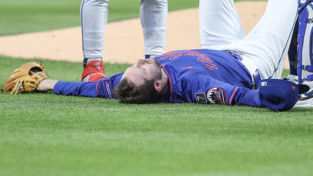 Star Mets Pitcher’s Season In Question After Brutal Leg Injury
