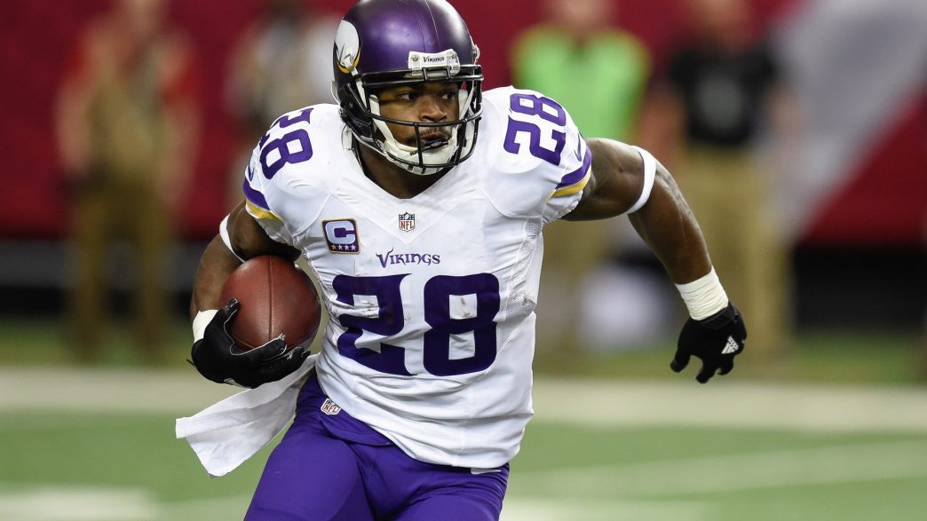 Adrian Peterson Caught Throwing Punches Over a Poker Game?