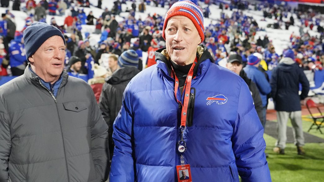 Jim Kelly’s Grandson Undergoing Procedure After “Unexpected Medical Complications”, Asking For Prayers