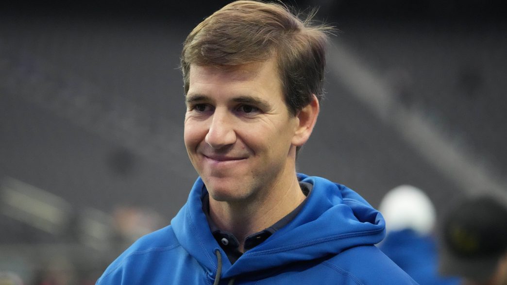 Eli Manning Comes to a Decision In Regards To Buying the Giants