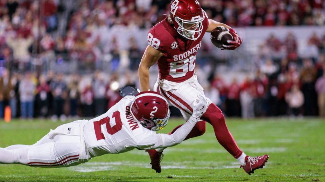 Oklahoma Takes A Step Ahead Of Alabama In Latest CFB Top 25