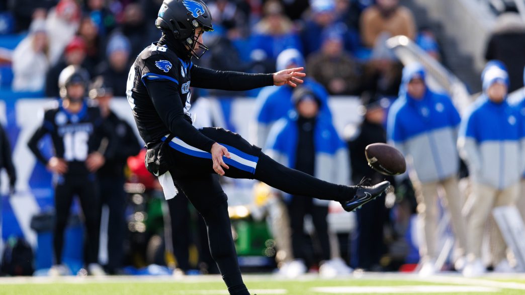 EA Sports Under Fire After Giving Kentucky Punter a Zero in Toughness