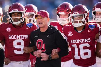 Analyst Ranks Every Single College Football Team Ahead Of 2025 Season