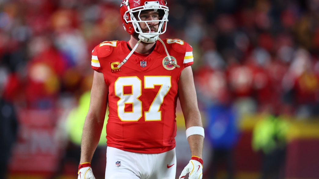 Travis Kelce Received a Death Threat At Lambeau Field?