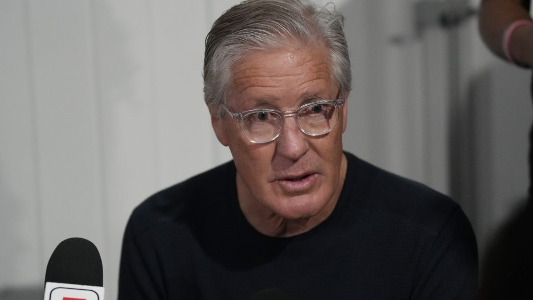 This 74-Year-Old Coach Connects With NFL Stars Half His Age Better Than Anyone Else