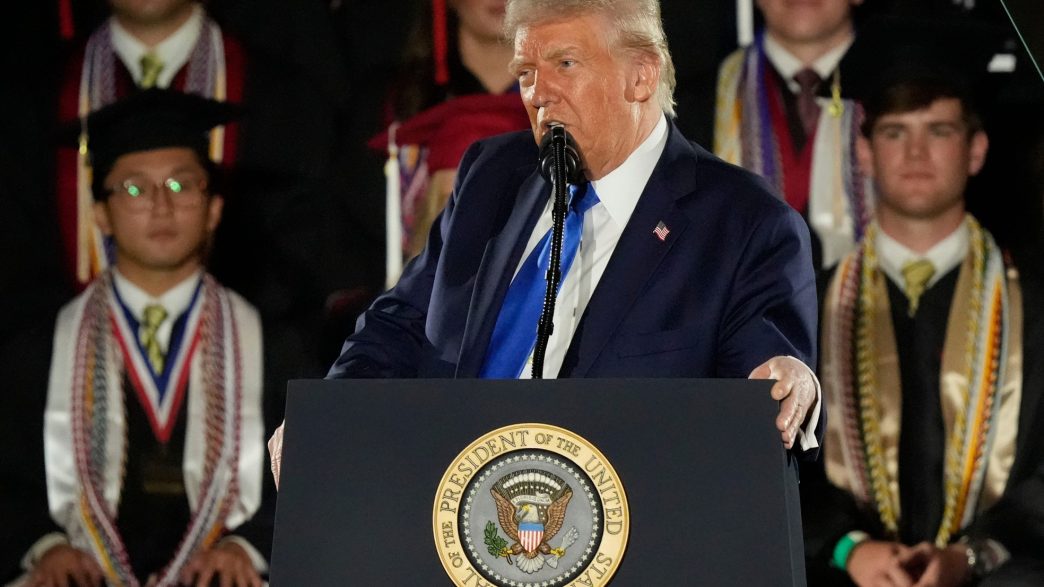 Donald Trump Threatening To Block The Build Of New Commanders Stadium If They Don’t Change Their Name Back To The Redskins