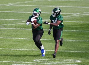 Two Young NFL Rising Stars On Jets And Commanders Suddenly Retire From Football, Will We See This Trend More Often?