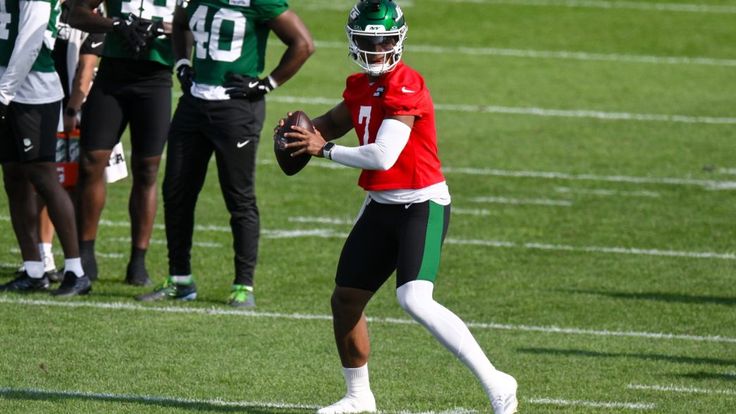 UPDATE: Justin Fields Injury May Not Be As Bad As It Seems
