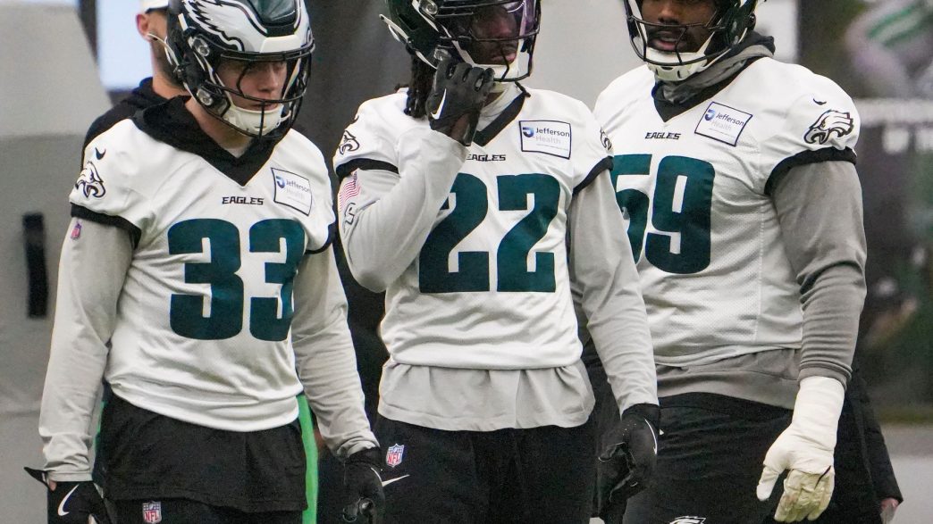 Eagles Young LB Looking Raw In Training Camp