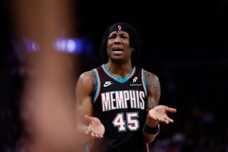 Grizzlies Tie NBA Record With 29 Three-Pointers — and Still Lose by 16