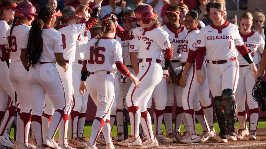 Weekend Preview: Oklahoma Hosts Arkansas in Top-10 SEC Showdown With WCWS Stakes